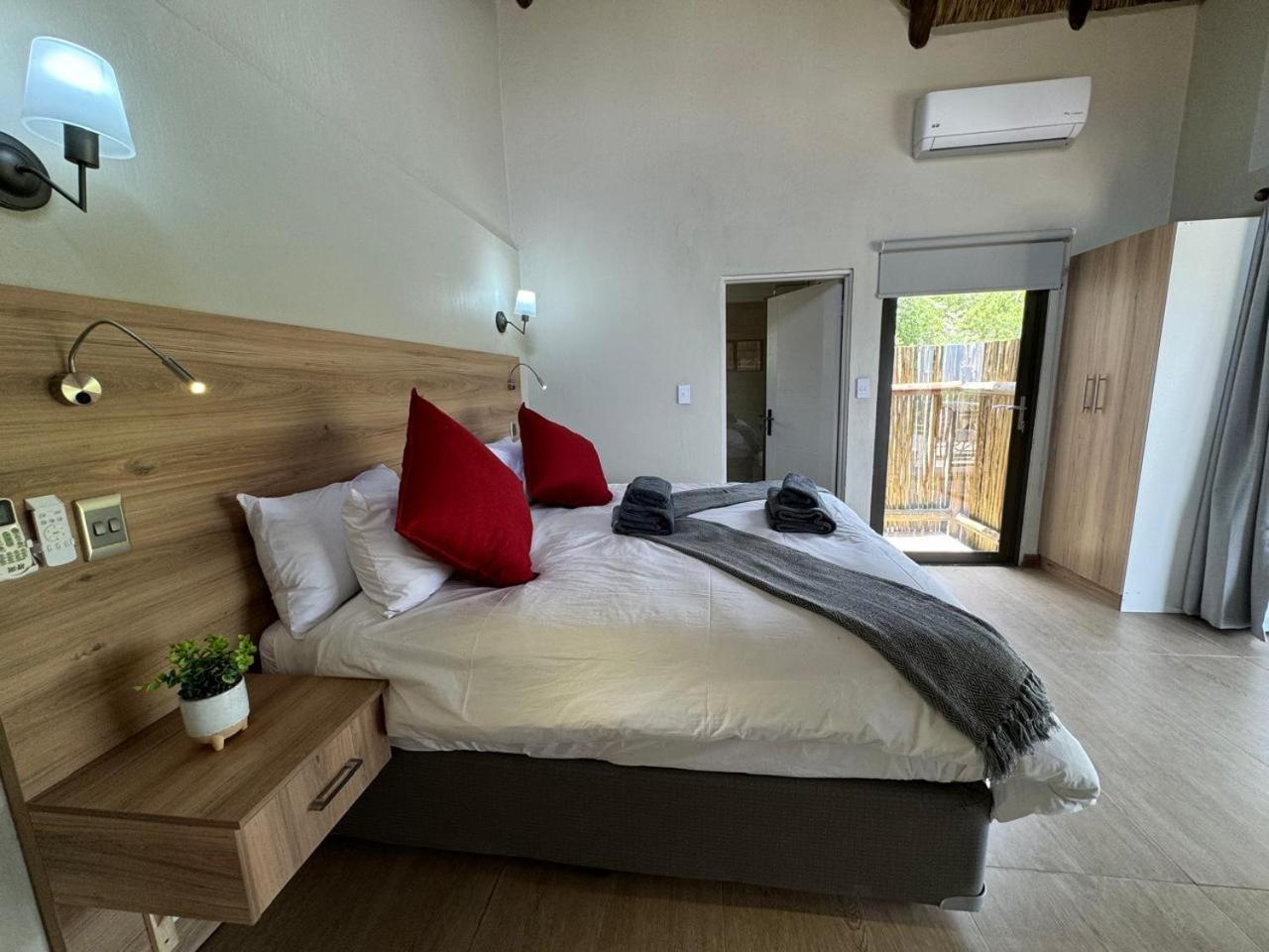 Hinda Mountain Holiday home Mabula Game Reserve