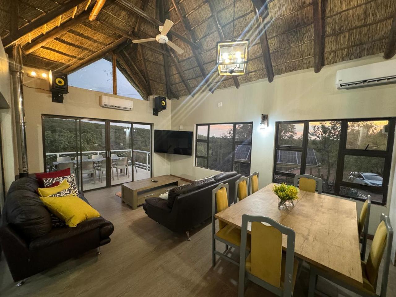 Holiday home Hinda Mountain Mabula Game Reserve